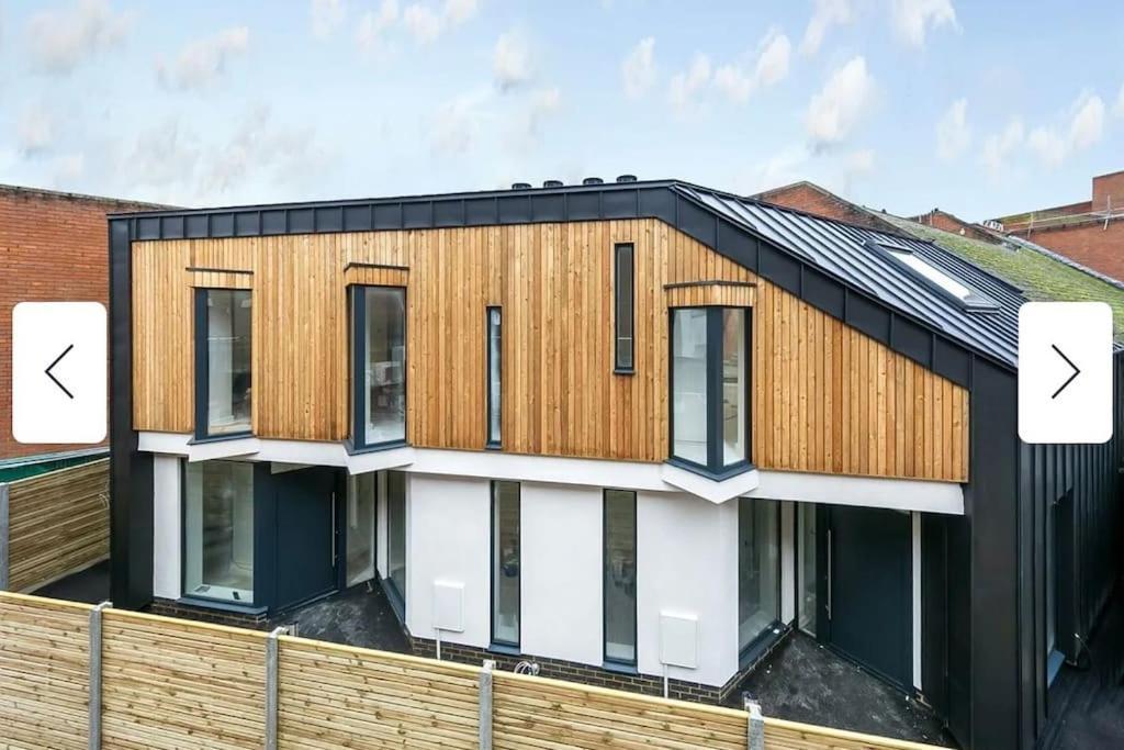 Super 3 Bed In Richmond Richmond (Greater London)